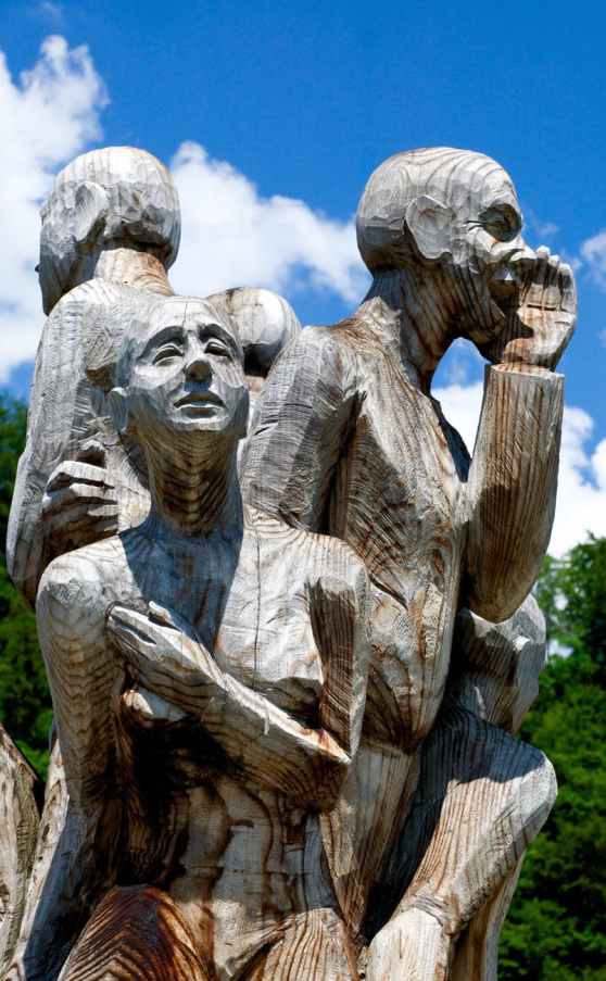 statue of buddha against sky